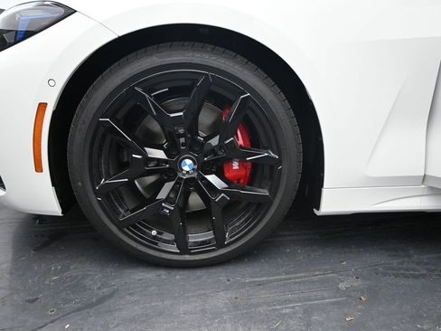 New 2026 BMW 430i Coupe w/ M Sport Package image 9