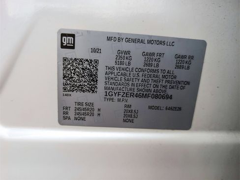 Certified 2021 Cadillac XT4 Sport w/ Cold Weather Package image 33