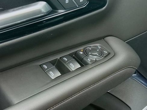 New 2026 Chevrolet Tahoe High Country AWD/4WD image 20