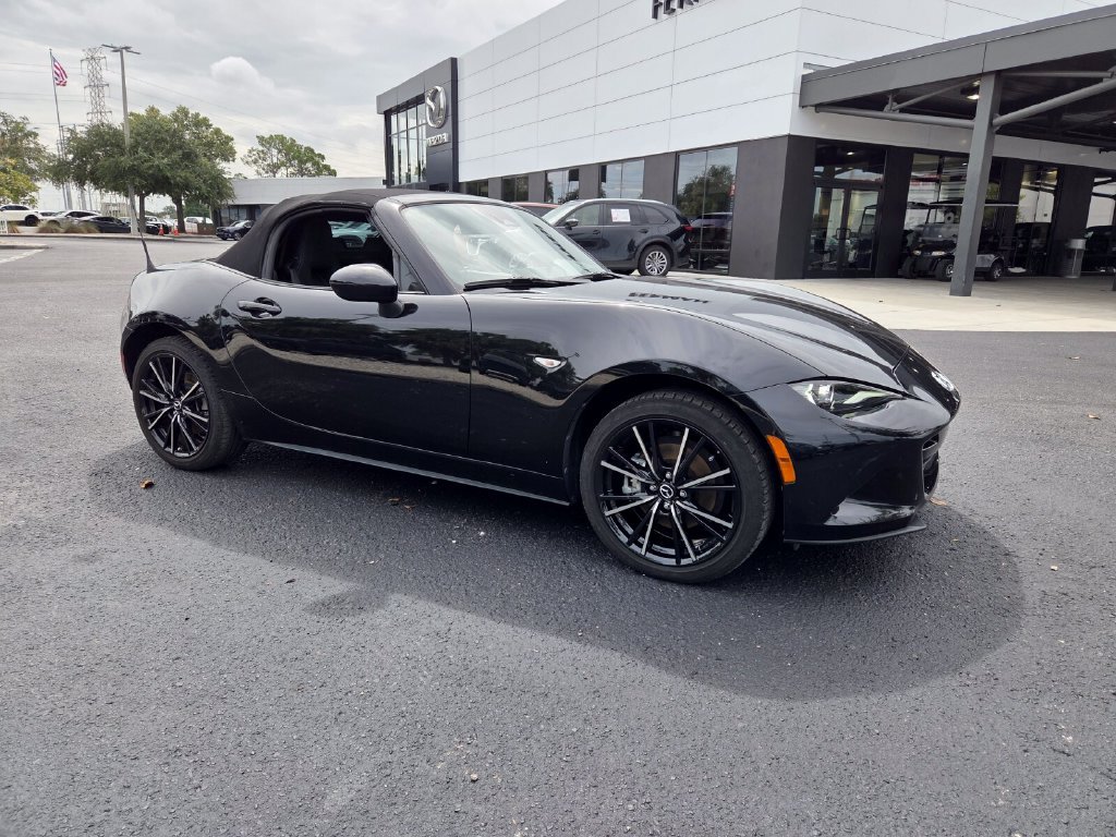 Used 2024 MAZDA MX-5 Miata Grand Touring RWD image 20