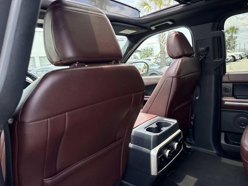 Used 2024 Ford Expedition Limited RWD image 14