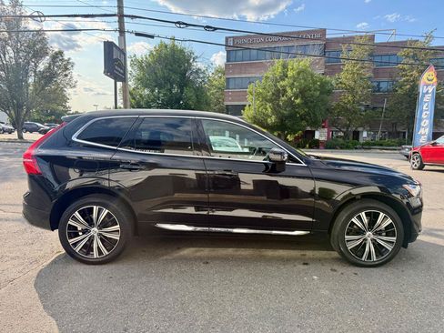 Used 2022 Volvo XC60 B5 Inscription w/ Climate Package AWD/4WD image 6