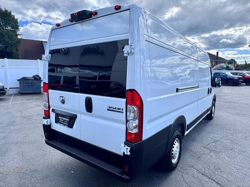 Used 2025 RAM ProMaster 3500 FWD image 9