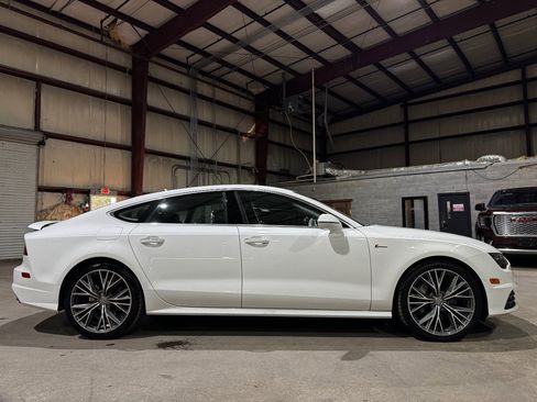 Used 2016 Audi A7 3.0T Premium Plus w/ 20" Wheel & Tire Package image 7