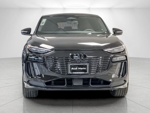 New 2027 Audi Q6 e-tron Premium Plus image 8