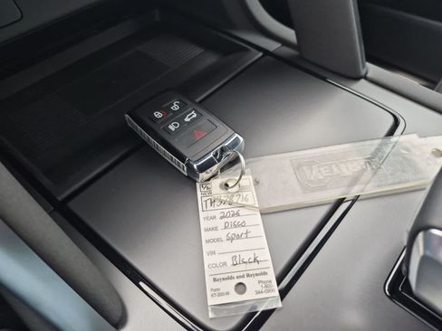 New 2026 Land Rover Discovery Sport Landmark AWD/4WD image 36