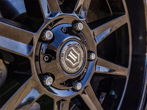 Used 2021 Toyota Tundra 1794 Edition image 10