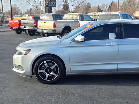 Used 2017 Chevrolet Impala LT image 11
