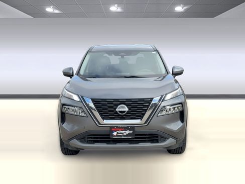 Used 2023 Nissan Rogue SV image 6