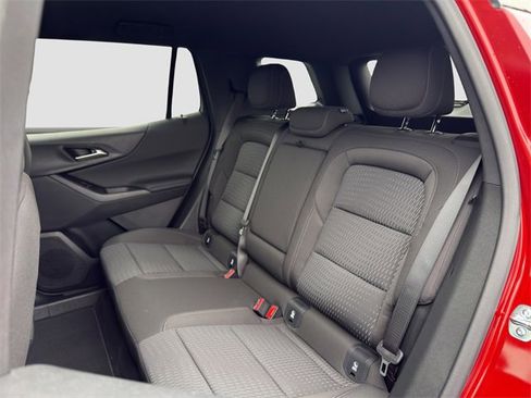 New 2026 Chevrolet Equinox LT image 13