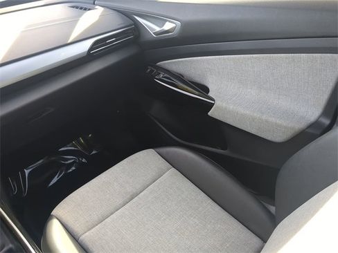 Used 2024 Volkswagen ID.4 2WD image 14