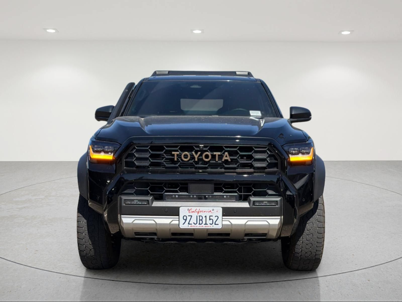 Used 2025 Toyota 4Runner Trailhunter AWD/4WD image 7