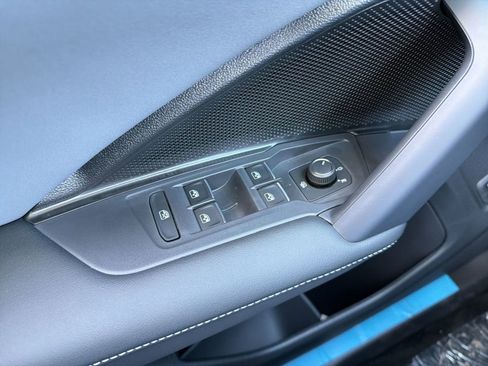 New 2026 Volkswagen Tiguan SE AWD/4WD image 13
