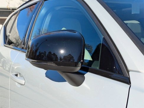 New 2025 Volvo XC40 B5 Plus w/ Climate Package image 11