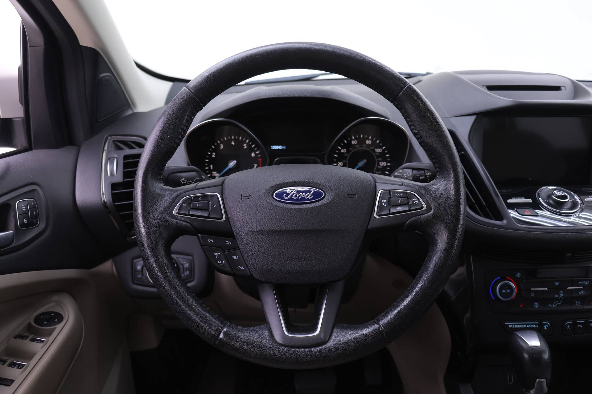 Used 2018 Ford Escape Titanium AWD/4WD image 13