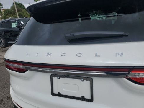 New 2026 Lincoln Corsair Premiere FWD image 5