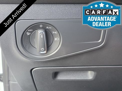 Used 2024 Volkswagen Tiguan SEL R-Line AWD/4WD image 26