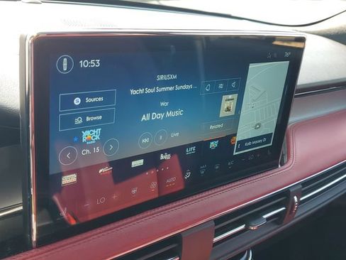 Certified 2025 Lincoln Corsair Reserve w/ Jet Appearance Package AWD/4WD image 19