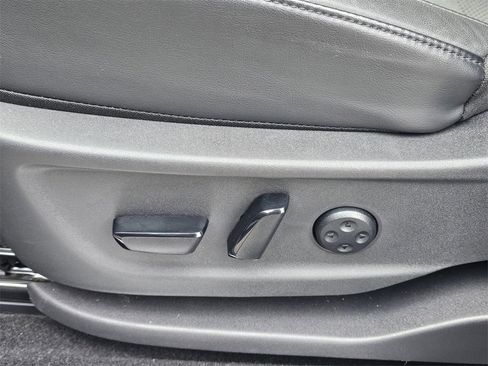 Certified 2024 Nissan Ariya AWD image 17