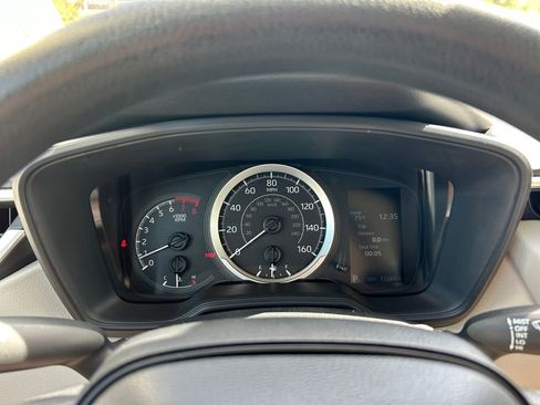 Used 2022 Toyota Corolla LE image 15