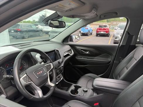 Used 2024 GMC Terrain SLT w/ Elevation Edition AWD/4WD image 14