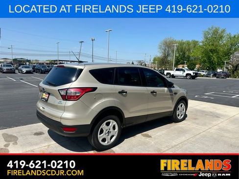 Used 2018 Ford Escape S image 8