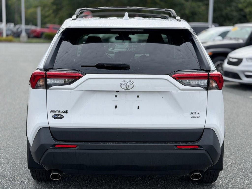 Used 2024 Toyota RAV4 XLE w/ Convenience Package AWD/4WD image 4