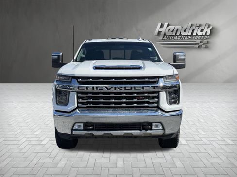 Used 2022 Chevrolet Silverado 2500 LTZ AWD/4WD image 3