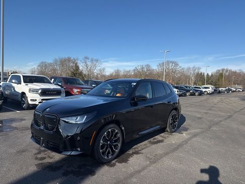 Used 2025 BMW X3 M50 w/ Premium Package image 3