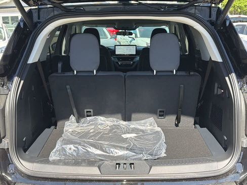 New 2026 Ford Explorer Active RWD image 16