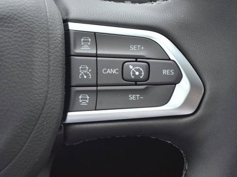 New 2026 Jeep Compass Limited w/ Sun, Sound & Navigation Group image 17