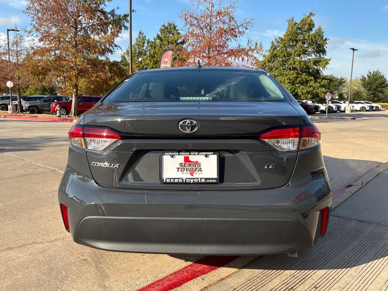 Used 2026 Toyota Corolla LE FWD image 7
