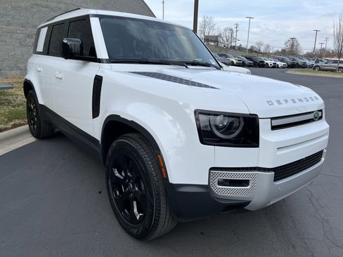 Certified 2025 Land Rover Defender 110 S image 9