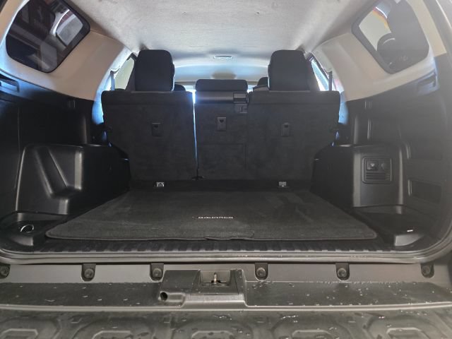 Used 2020 Toyota 4Runner SR5 RWD image 11