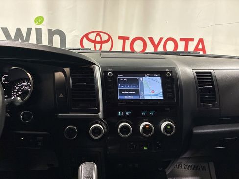 Used 2020 Toyota Sequoia TRD Pro AWD/4WD image 33