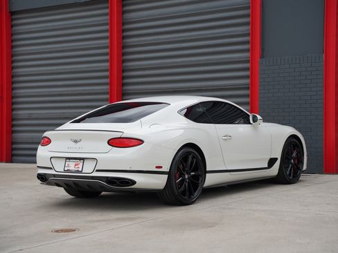 Used 2020 Bentley Continental GT image 10