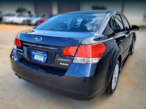 Used 2013 Subaru Legacy 2.5i Premium w/ All-Weather Pkg AWD/4WD image 15