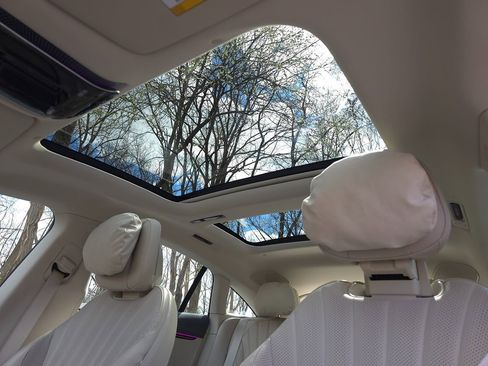 Used 2023 Mercedes-Benz EQS 580 4MATIC Sedan image 72