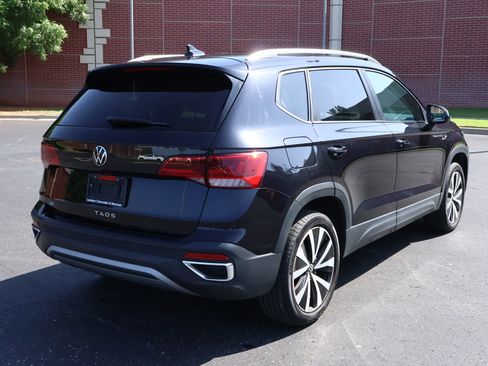 Used 2024 Volkswagen Taos SE FWD image 27
