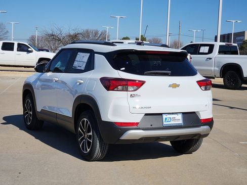 New 2026 Chevrolet TrailBlazer LT w/ Driver Confidence Package image 3