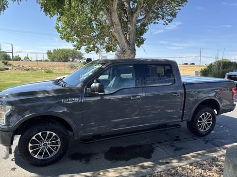 Used 2018 Ford F150 XLT w/ Equipment Group 302A Luxury AWD/4WD image 4