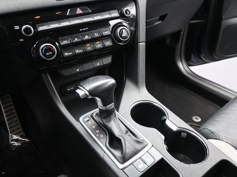 Used 2018 Kia Sportage EX w/ EX Sport Appearance Package image 17