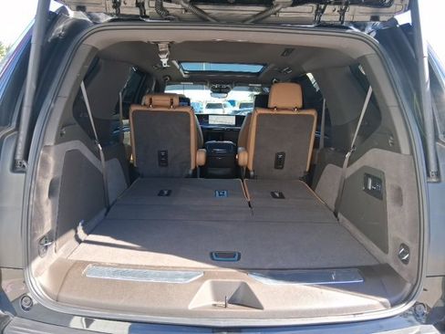 Used 2025 Cadillac Escalade Premium Luxury w/ Touring Package image 6
