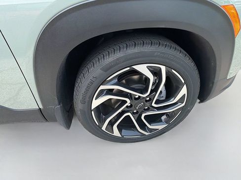 Used 2024 Chevrolet TrailBlazer RS w/ Convenience Package FWD image 10