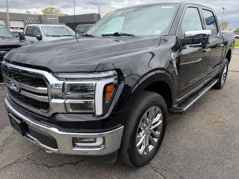 Certified 2024 Ford F150 Lariat w/ FX4 Off-Road Package AWD/4WD image 4