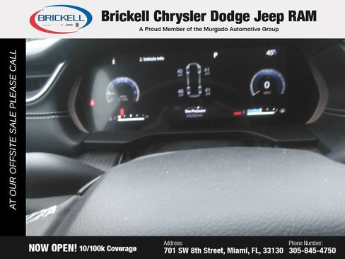 Used 2023 Jeep Grand Cherokee L Laredo RWD image 7