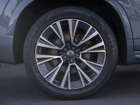 Used 2020 Volvo XC90 T6 Momentum image 22