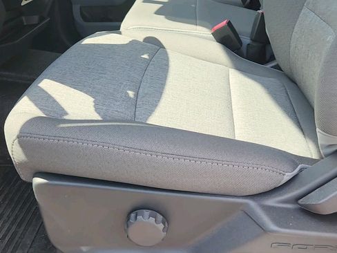 New 2025 Ford F550 4x4 SuperCab Super Duty image 17