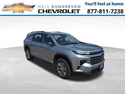 Certified 2025 Chevrolet Traverse LT w/ Driver Confidence Package