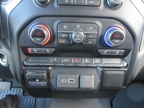 Certified 2020 Chevrolet Silverado 1500 RST w/ All-Star Edition image 30